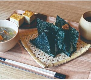 おにぎり
ニギロー